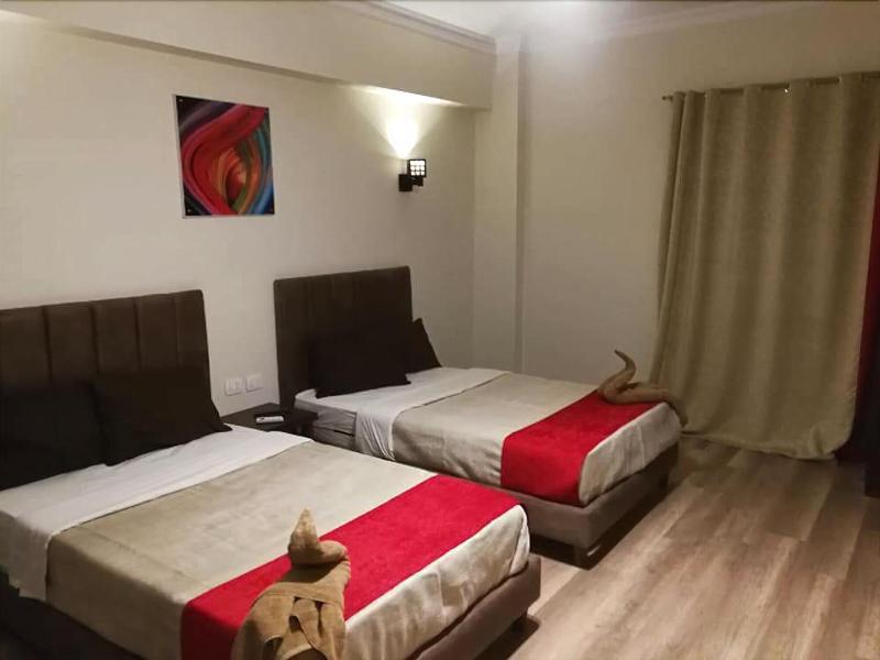 Cordoba Suites Hurghada Bagian luar foto