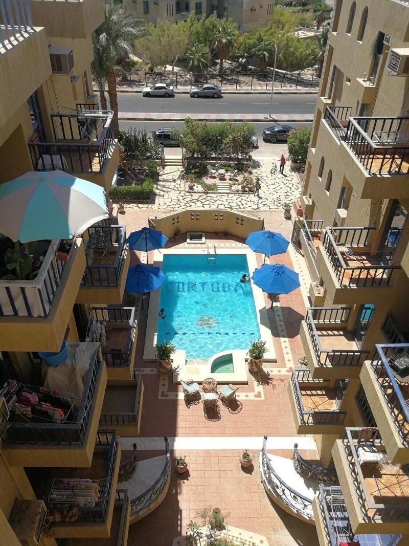 Cordoba Suites Hurghada Bagian luar foto