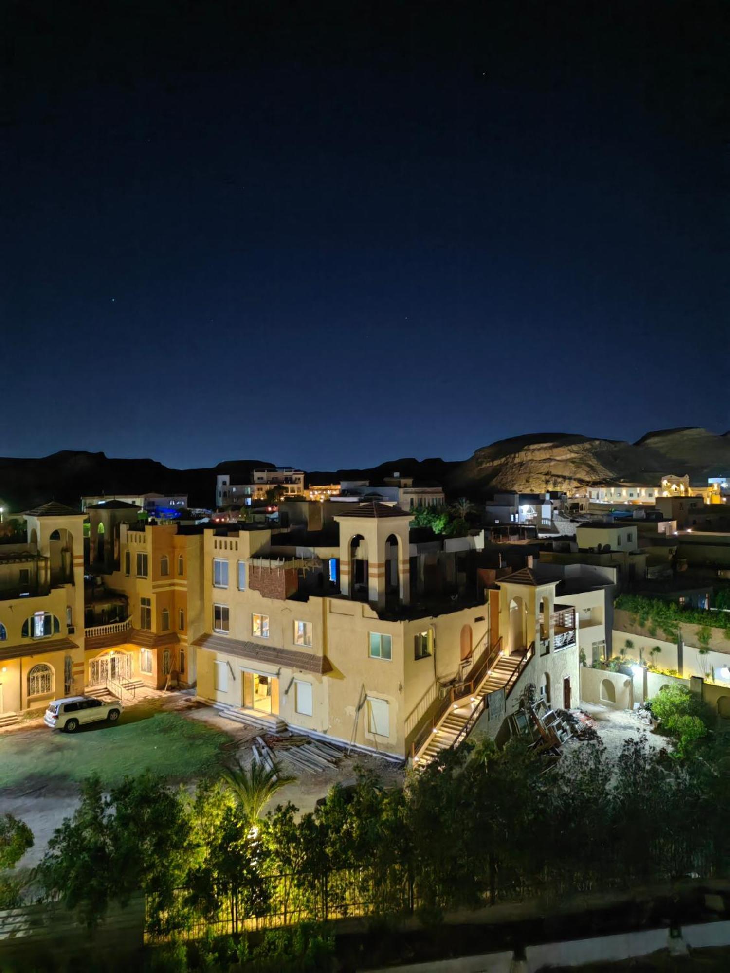 Cordoba Suites Hurghada Bagian luar foto